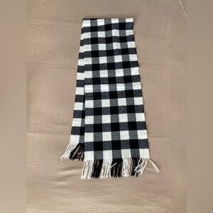 black and white plaid scarf
